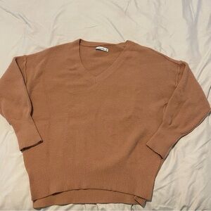 Abercrombie & Fitch V-Neck Knit Sweater in Pale Pink Size XS